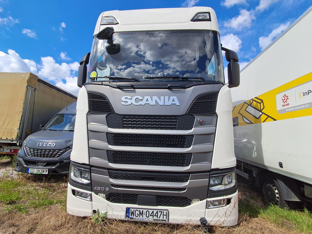SCANIA S450 CIĄGNIK SIODŁOWY - Tractor unit: picture 3 SCANIA S450 CIĄGNIK SIODŁOWY - Tractor unit: picture 3
