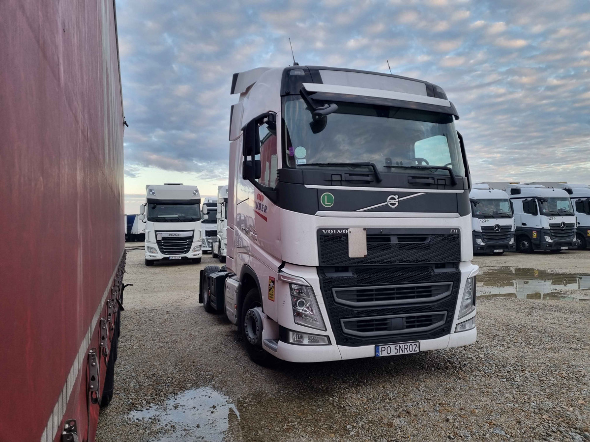 VOLVO FH 460 CIĄGNIK SIODŁOWY - Tractor unit: picture 1 VOLVO FH 460 CIĄGNIK SIODŁOWY - Tractor unit: picture 1