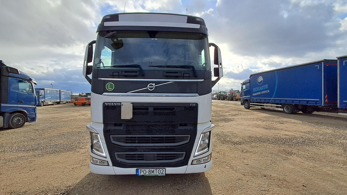 VOLVO FH 460 CIĄGNIK SIODŁOWY - Tractor unit: picture 2 VOLVO FH 460 CIĄGNIK SIODŁOWY - Tractor unit: picture 2