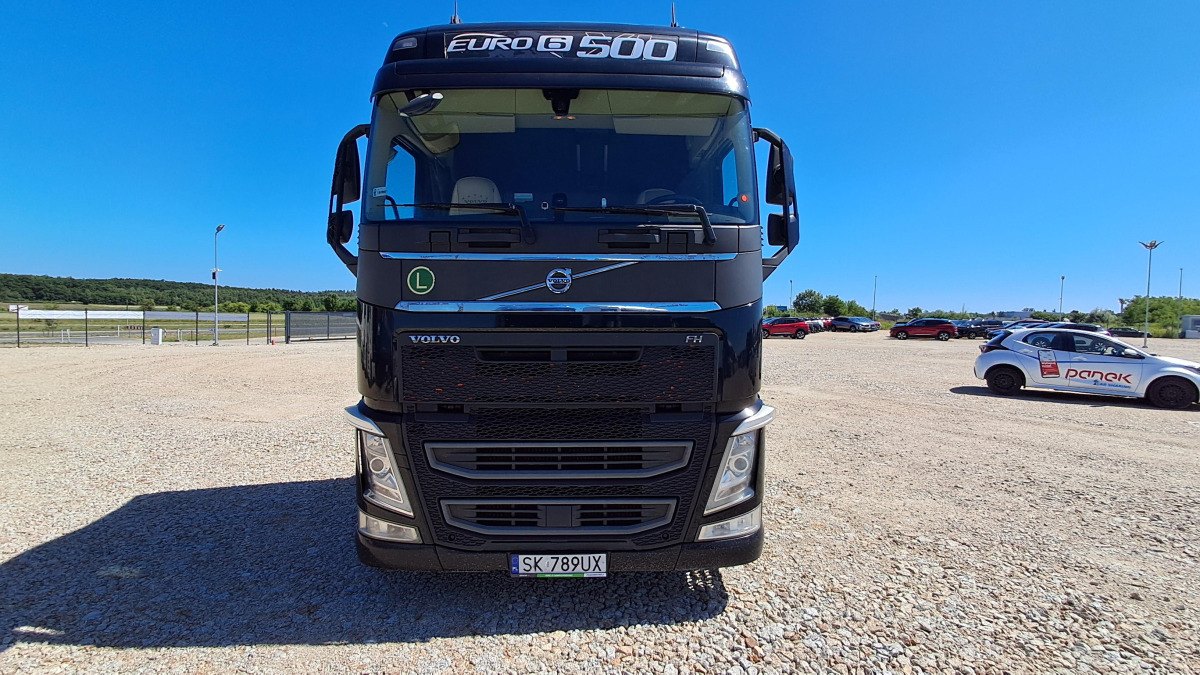 VOLVO FH CIĄGNIK SIODŁOWY - Tractor unit: picture 2 VOLVO FH CIĄGNIK SIODŁOWY - Tractor unit: picture 2