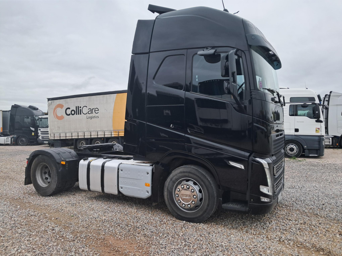 VOLVO FH CIĄGNIK SIODŁOWY - Tractor unit: picture 1 VOLVO FH CIĄGNIK SIODŁOWY - Tractor unit: picture 1