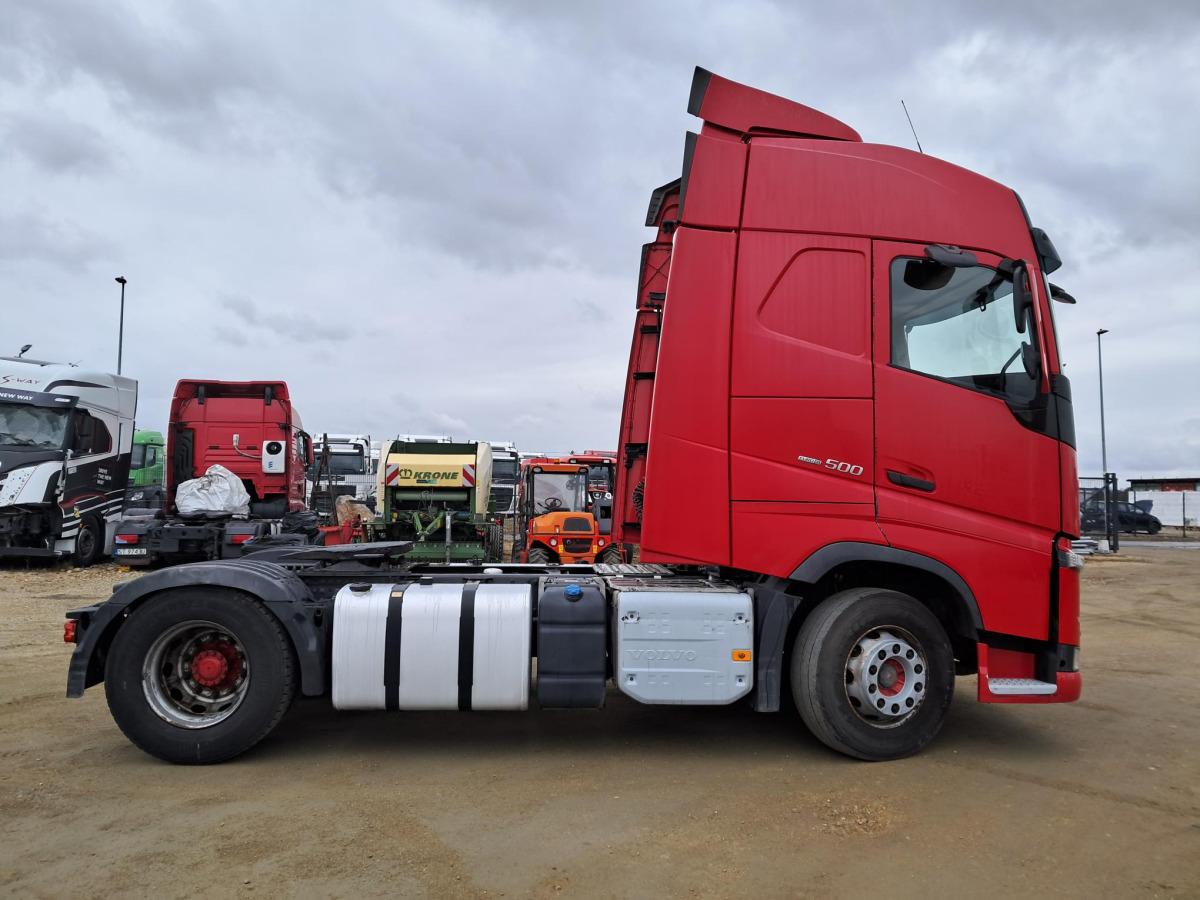 VOLVO FH CIĄGNIK SIODŁOWY - Tractor unit: picture 4 VOLVO FH CIĄGNIK SIODŁOWY - Tractor unit: picture 4