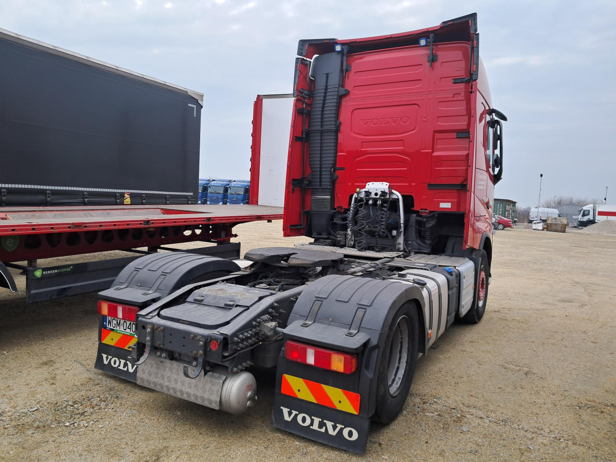 VOLVO FH CIĄGNIK SIODŁOWY - Tractor unit: picture 5 VOLVO FH CIĄGNIK SIODŁOWY - Tractor unit: picture 5