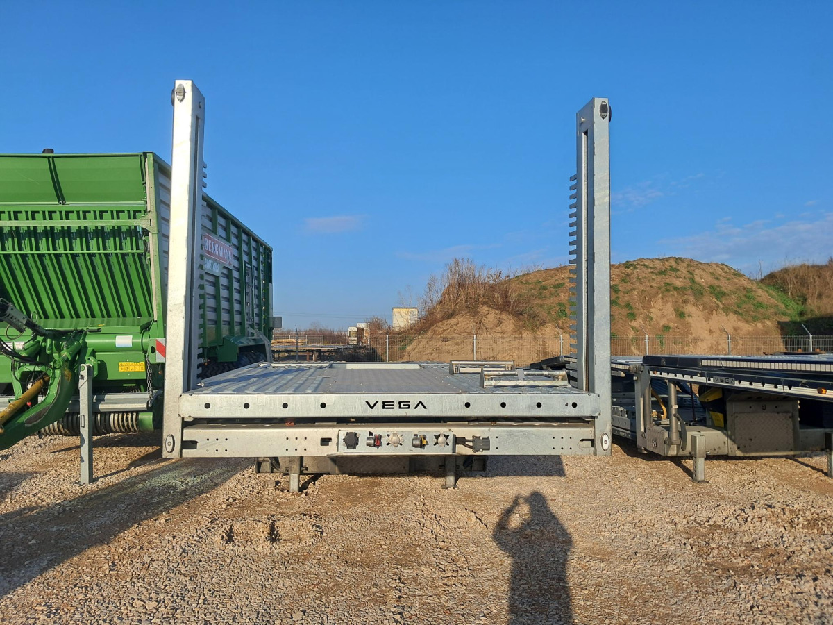 VEGA TRAILER 2 AXLE SEMI TRAILER DO PRZEWOZU POJAZDÓW - Car trailer: picture 2 VEGA TRAILER 2 AXLE SEMI TRAILER DO PRZEWOZU POJAZDÓW - Car trailer: picture 2