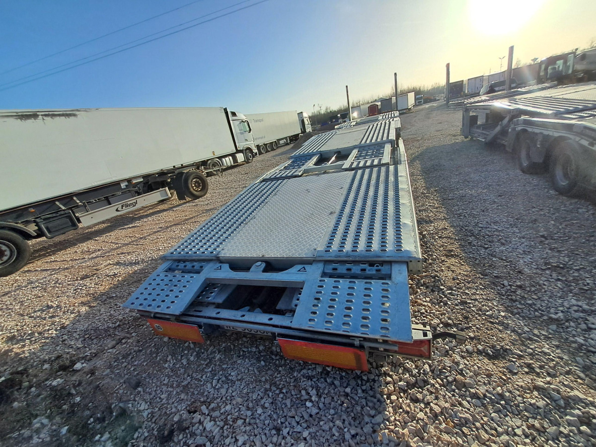 VEGA TRAILER 2 AXLE SEMI TRAILER DO PRZEWOZU POJAZDÓW - Car trailer: picture 5 VEGA TRAILER 2 AXLE SEMI TRAILER DO PRZEWOZU POJAZDÓW - Car trailer: picture 5