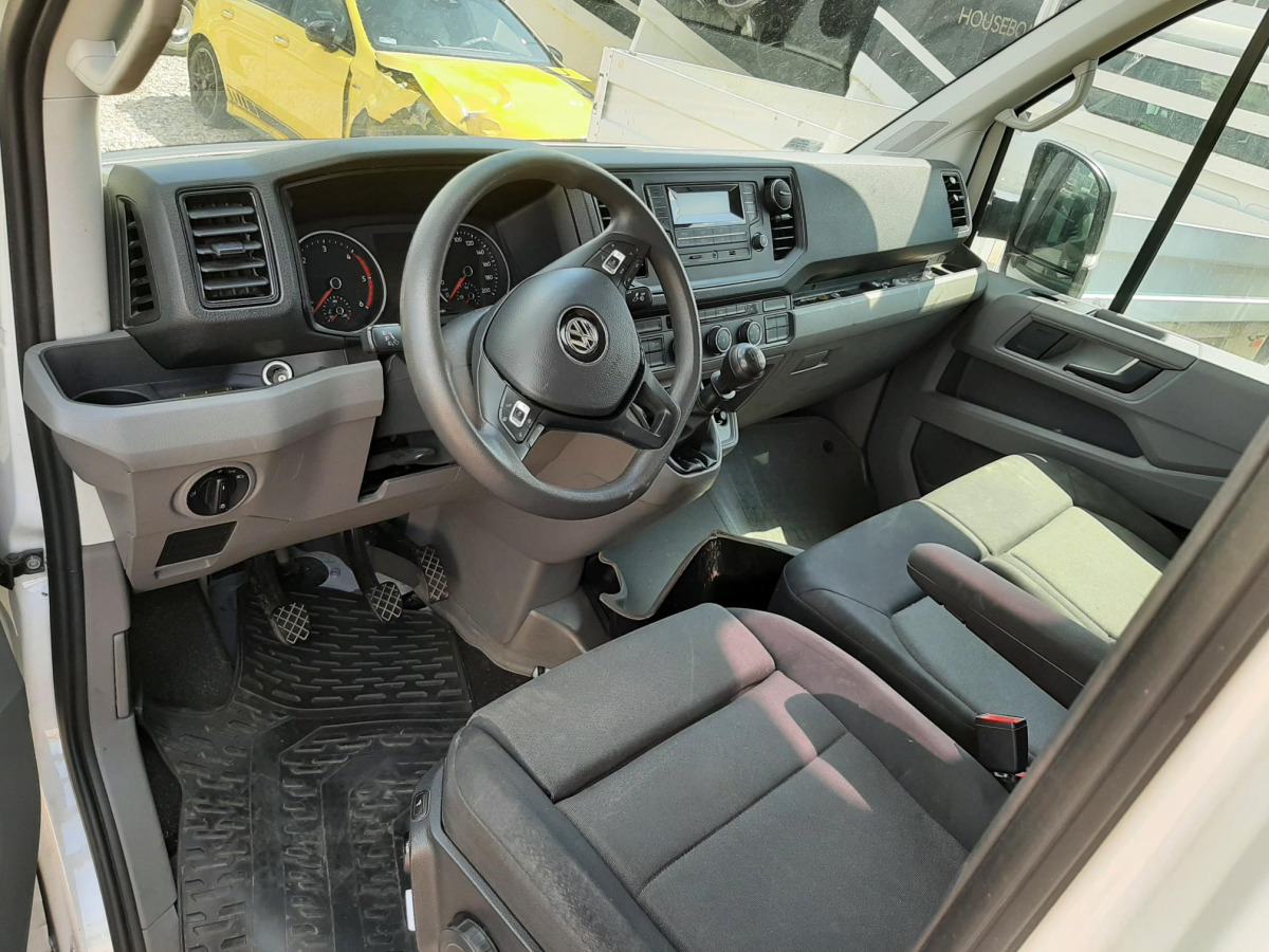 VOLKSWAGEN CRAFTER PLANDEKA - Curtain side van: picture 4 VOLKSWAGEN CRAFTER PLANDEKA - Curtain side van: picture 4