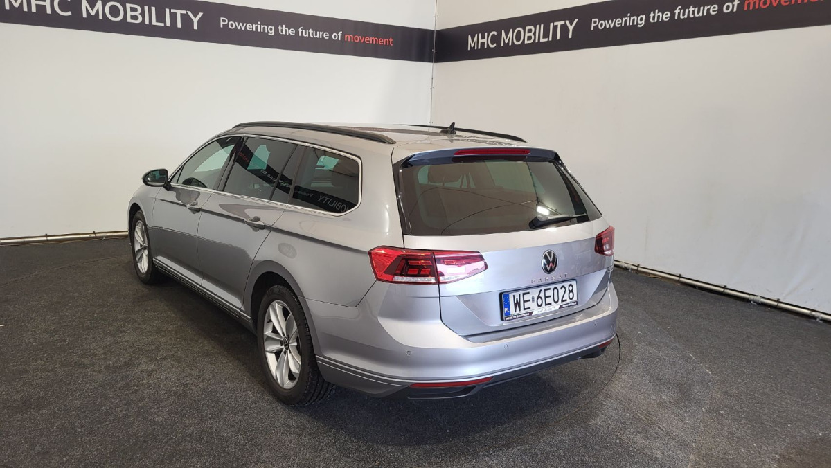 VOLKSWAGEN PASSAT KOMBI - Car: picture 4 VOLKSWAGEN PASSAT KOMBI - Car: picture 4