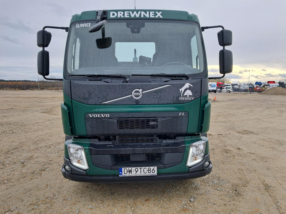 VOLVO FL - Hook lift truck: picture 2 VOLVO FL - Hook lift truck: picture 2