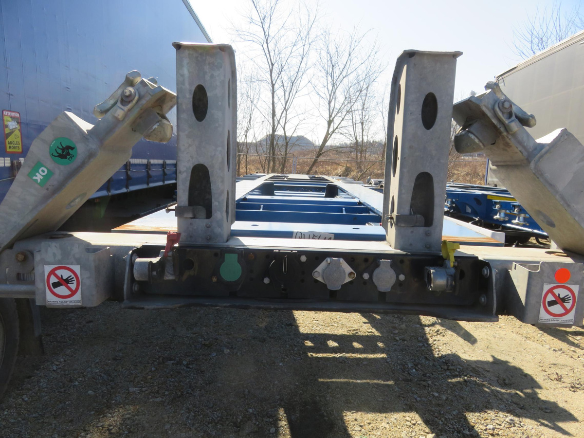 WIELTON NS3P KONTENEROWA - Closed box trailer: picture 5 WIELTON NS3P KONTENEROWA - Closed box trailer: picture 5