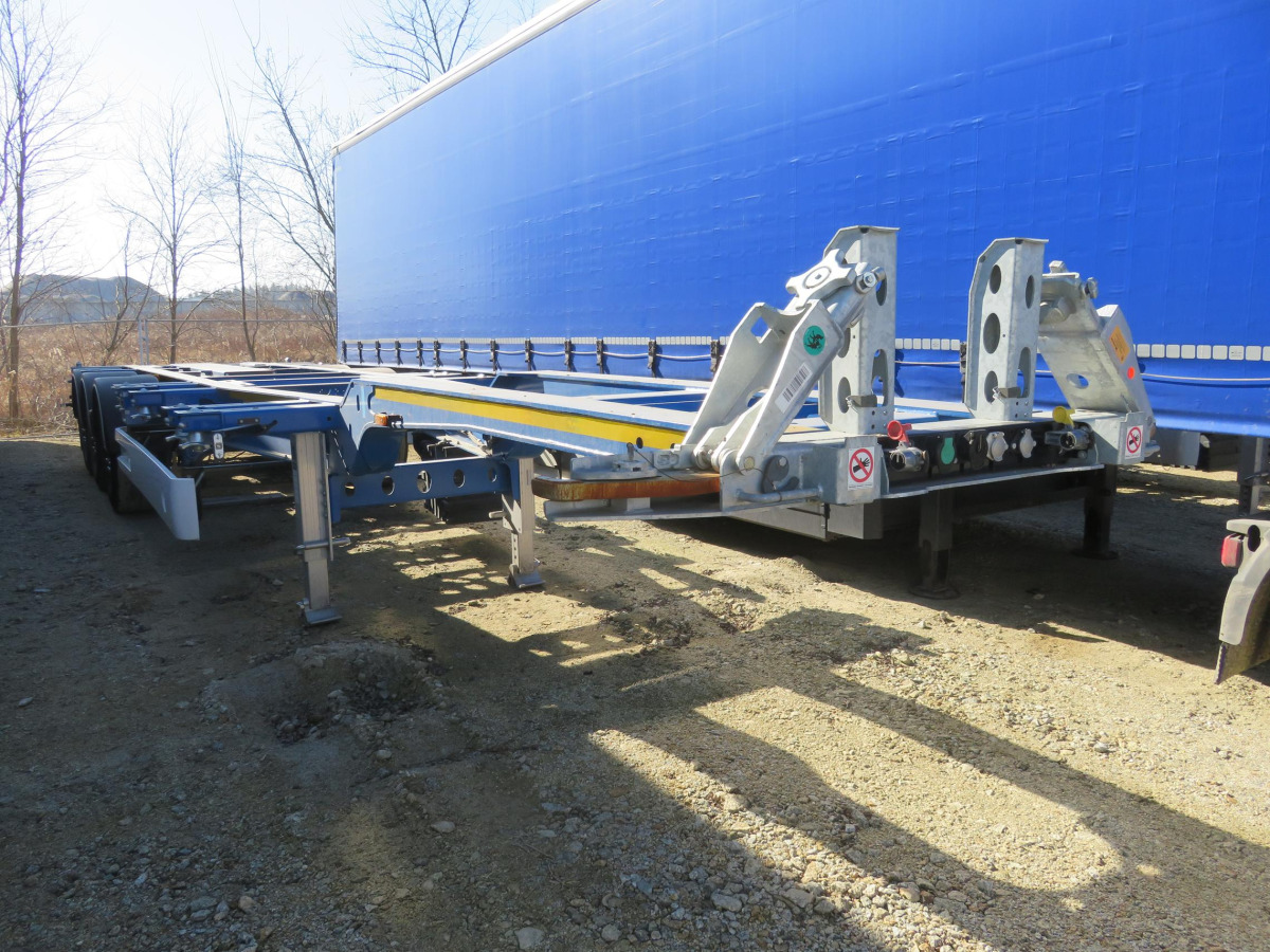 WIELTON NS3P KONTENEROWA - Closed box trailer: picture 1 WIELTON NS3P KONTENEROWA - Closed box trailer: picture 1
