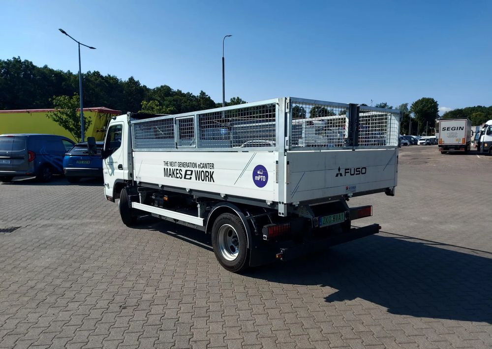 FUSO eCanter 4C15 Wywrotka Selektywna zbiórka - Tipper, Electric truck: picture 4 FUSO eCanter 4C15 Wywrotka Selektywna zbiórka - Tipper, Electric truck: picture 4