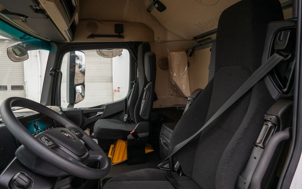 Mercedes-Benz Actros 1842 LnR z Przyczepą - Curtainsider truck: picture 5 Mercedes-Benz Actros 1842 LnR z Przyczepą - Curtainsider truck: picture 5