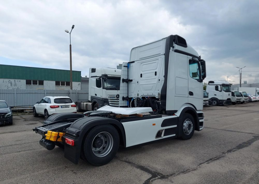 Mercedes-Benz Actros 1836 LS - Tractor unit: picture 4 Mercedes-Benz Actros 1836 LS - Tractor unit: picture 4