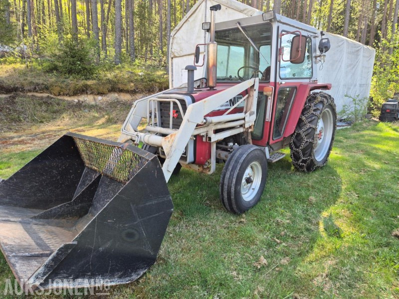 1980 Massey Ferguson 550 Traktor - Frontlaster - Kjetting - Servostyring - Farm tractor: picture 1 1980 Massey Ferguson 550 Traktor - Frontlaster - Kjetting - Servostyring - Farm tractor: picture 1