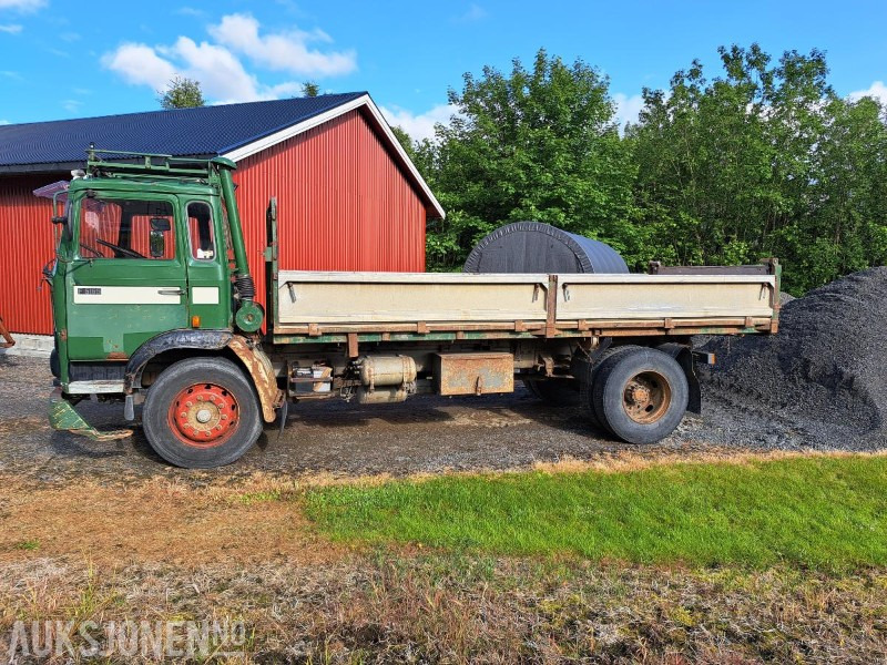 1981 Volvo F 616 veteranlastebil med Bakovertipp alukarmer og luftstyrt spredelem - Tipper: picture 2 1981 Volvo F 616 veteranlastebil med Bakovertipp alukarmer og luftstyrt spredelem - Tipper: picture 2