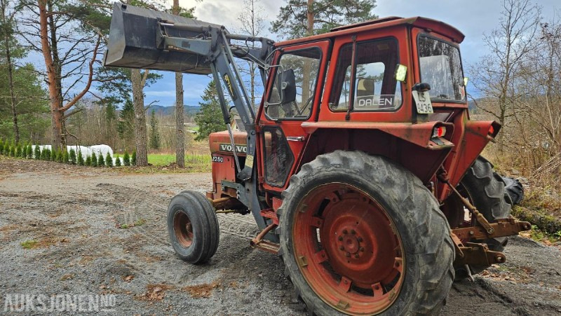 1982 Volvo 2250, Reparasjonsobjekt - Farm tractor: picture 4 1982 Volvo 2250, Reparasjonsobjekt - Farm tractor: picture 4