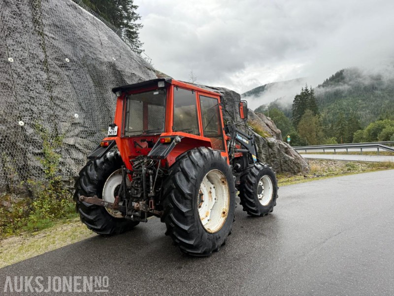 1984 Volvo BM Valmet 4x4 705 Turbo m/Quicke 4300 laster – solid og driftssikker traktor - Farm tractor: picture 3 1984 Volvo BM Valmet 4x4 705 Turbo m/Quicke 4300 laster – solid og driftssikker traktor - Farm tractor: picture 3