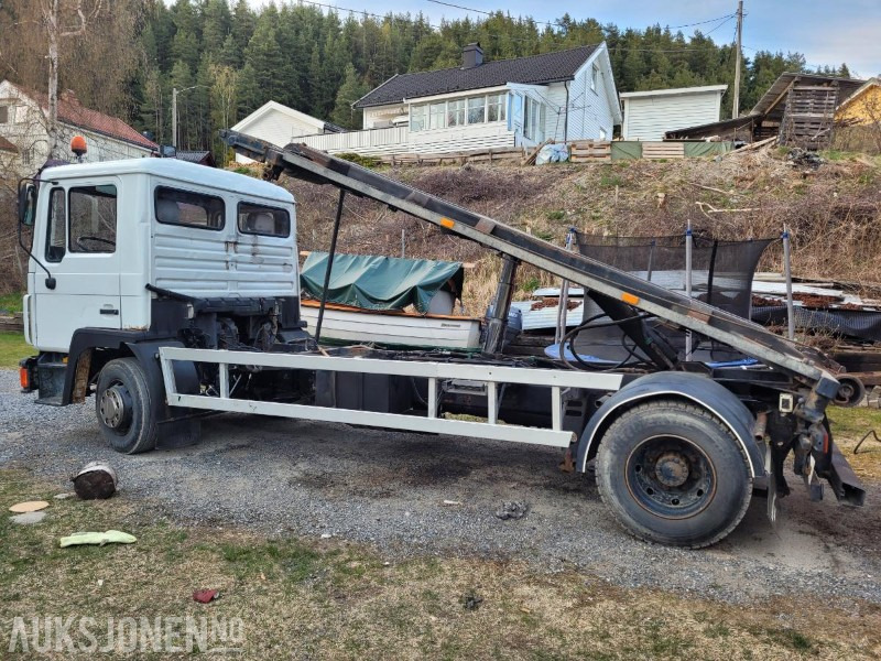 1991 MAN 12.192FL 3-veis tipp Påbygg 2 kasser - Tipper: picture 4 1991 MAN 12.192FL 3-veis tipp Påbygg 2 kasser - Tipper: picture 4