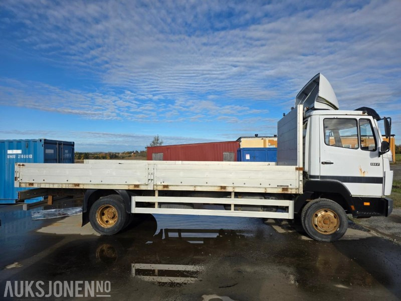 1994 Mercedes-Benz 817 M/ LASTEPLAN - Dropside/ Flatbed truck: picture 4 1994 Mercedes-Benz 817 M/ LASTEPLAN - Dropside/ Flatbed truck: picture 4
