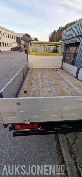 1994 Mercedes-Benz vario 611D lav km stand 9000km med kran - Dropside/ Flatbed truck: picture 5 1994 Mercedes-Benz vario 611D lav km stand 9000km med kran - Dropside/ Flatbed truck: picture 5