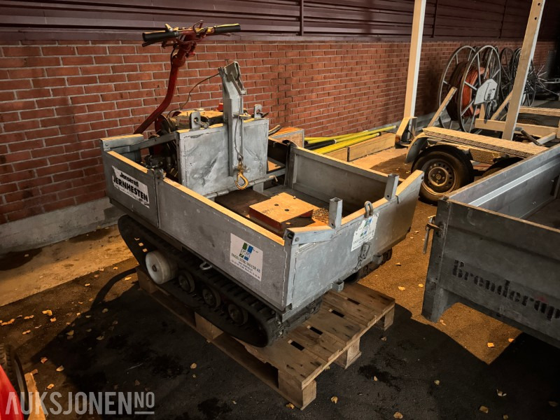 1996 Jonsered Jernhesten – beltedrevet transportvogn med hydraulisk vinsj - Construction equipment: picture 1 1996 Jonsered Jernhesten – beltedrevet transportvogn med hydraulisk vinsj - Construction equipment: picture 1