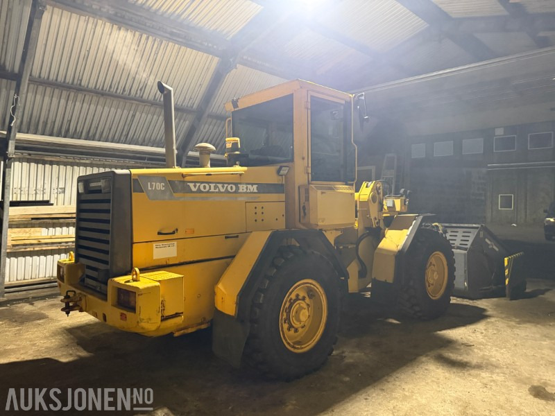 1996 Volvo L70C - Klappvinge - Sentralsmøring - 18 290t - Wheel loader: picture 5 1996 Volvo L70C - Klappvinge - Sentralsmøring - 18 290t - Wheel loader: picture 5