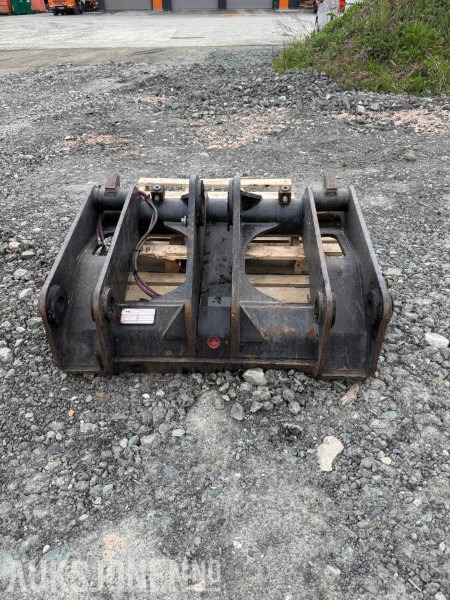 2 stk ABL hurtigfester for CAT 966/972 - Construction equipment: picture 2 2 stk ABL hurtigfester for CAT 966/972 - Construction equipment: picture 2