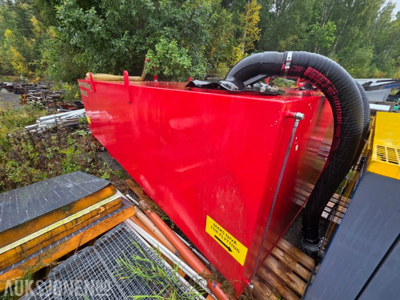20.000 liter vanntank - Construction equipment: picture 1 20.000 liter vanntank - Construction equipment: picture 1