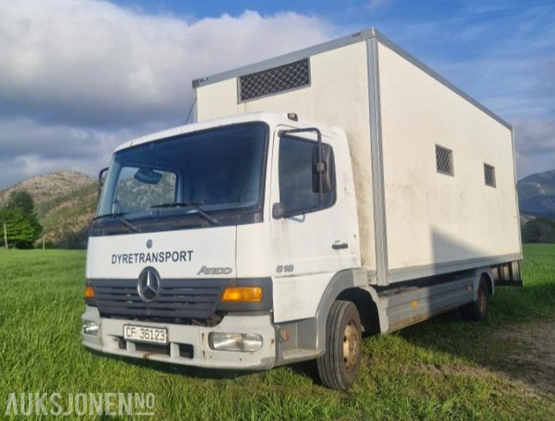 2003 Mercedes-Benz 818 - Skapbil/dyretansportbil - Livestock truck: picture 1 2003 Mercedes-Benz 818 - Skapbil/dyretansportbil - Livestock truck: picture 1
