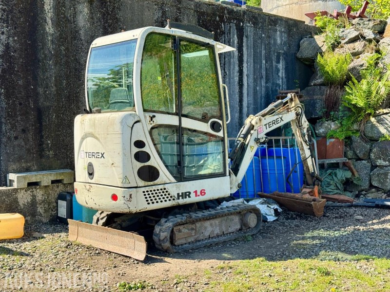 2005 Schaeff Terex HR 1.6 - Minigraver - 3. Skuffer - Hydr. Pigghammer - S30 - Timer: 2428 - Mini excavator: picture 3 2005 Schaeff Terex HR 1.6 - Minigraver - 3. Skuffer - Hydr. Pigghammer - S30 - Timer: 2428 - Mini excavator: picture 3