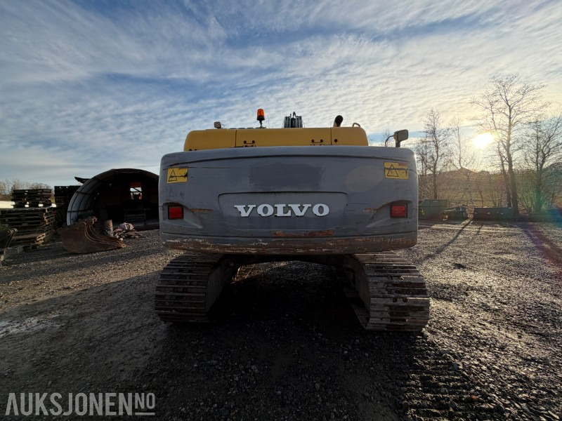 2006 Volvo EC 210B med Engcon EC20 tiltrotator, HK feste, pusseskuff og graveskuff - Excavator: picture 5 2006 Volvo EC 210B med Engcon EC20 tiltrotator, HK feste, pusseskuff og graveskuff - Excavator: picture 5