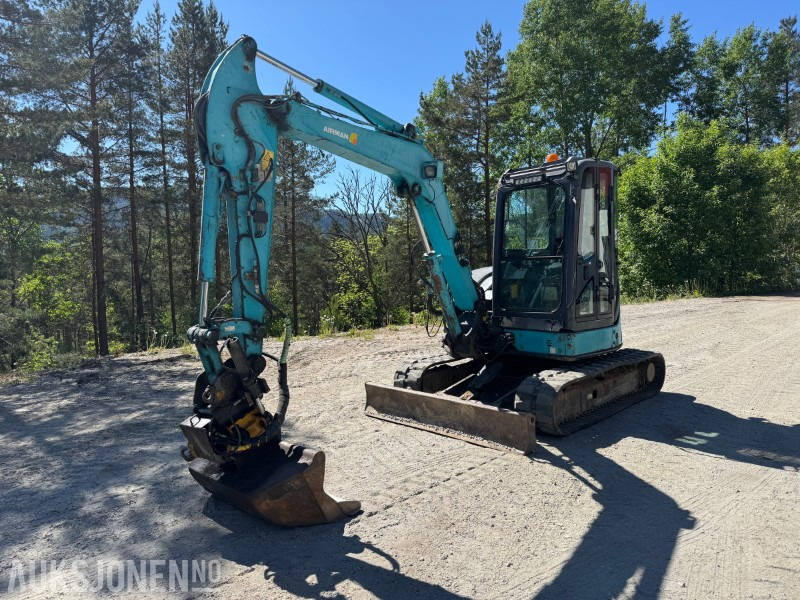 2007 Airman AX50U-4 Gravemaskin - Beltegraver - Engcon tiltrotator - Sentralsmøring - Excavator: picture 2 2007 Airman AX50U-4 Gravemaskin - Beltegraver - Engcon tiltrotator - Sentralsmøring - Excavator: picture 2