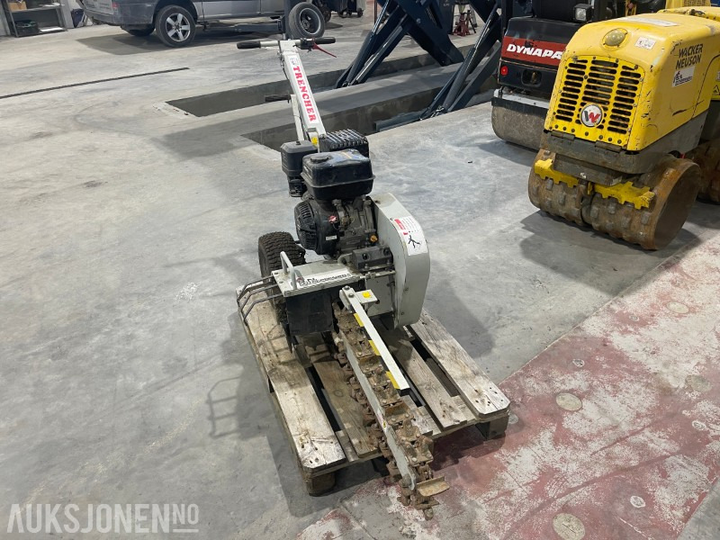2007 Mini-grøftegraver / jordfreser – Barreto trencher - Excavator: picture 2 2007 Mini-grøftegraver / jordfreser – Barreto trencher - Excavator: picture 2