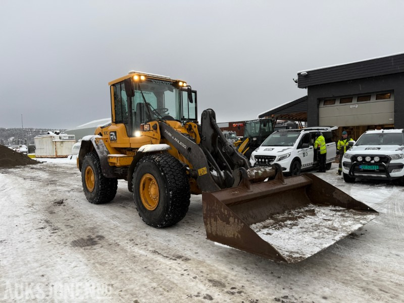 2007 Volvo L70F - Pusseskuffe - 9668t - Sentralsmøring - Wheel loader: picture 4 2007 Volvo L70F - Pusseskuffe - 9668t - Sentralsmøring - Wheel loader: picture 4