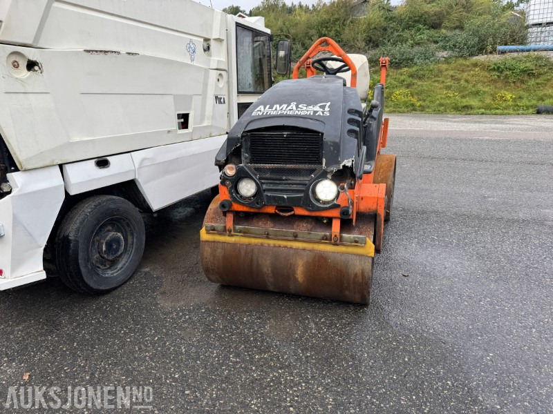 2008 Hamm HD10C VV tandemvals - Repobjekt - Roller: picture 2 2008 Hamm HD10C VV tandemvals - Repobjekt - Roller: picture 2