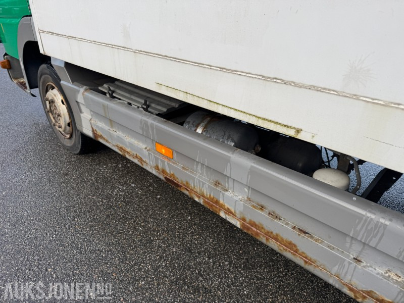 Box truck 2009 Mercedes-Benz ATEGO: picture 14