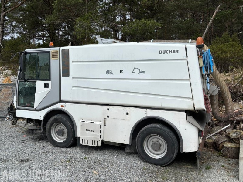 2010 Bucher CityCat 5000 feiebil / kostebil - Construction equipment: picture 3 2010 Bucher CityCat 5000 feiebil / kostebil - Construction equipment: picture 3