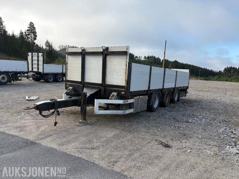2010 Istrail 3 akslet plankjerre - Dropside/ Flatbed truck: picture 1 2010 Istrail 3 akslet plankjerre - Dropside/ Flatbed truck: picture 1