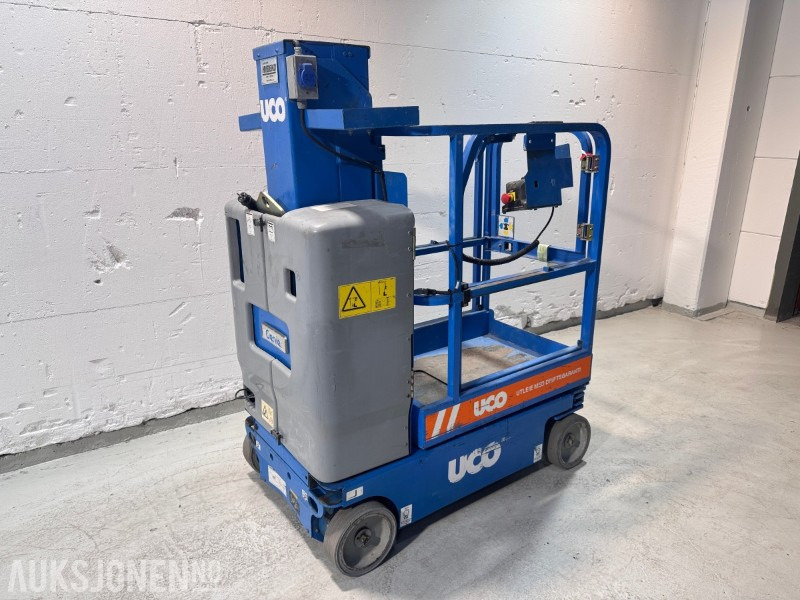 2011 Genie GRC 12 - 5,5m mastelift - Aerial platform: picture 2 2011 Genie GRC 12 - 5,5m mastelift - Aerial platform: picture 2
