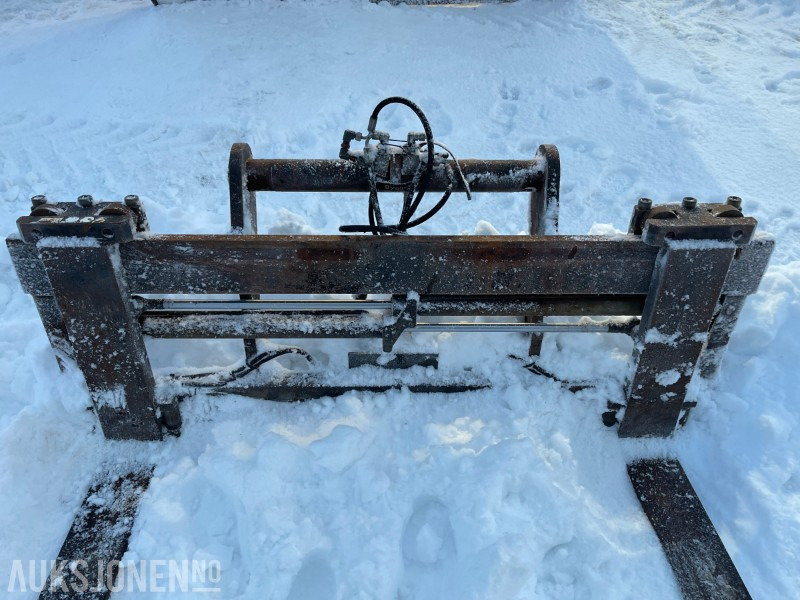 Telescopic handler 2011 Manitou Easy MRT 1840 Teleskoptruck med sving på hytte, 7368 timer: picture 40 Telescopic handler 2011 Manitou Easy MRT 1840 Teleskoptruck med sving på hytte, 7368 timer: picture 40