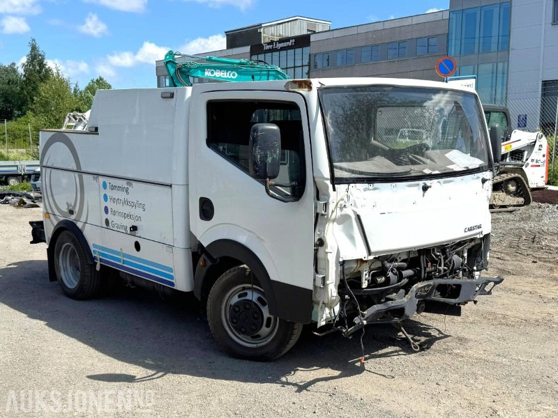 2011 Nissan Cabstar Combi | spyle og sugebil | Speck Rioned | rep.objekt - Tank truck: picture 3 2011 Nissan Cabstar Combi | spyle og sugebil | Speck Rioned | rep.objekt - Tank truck: picture 3