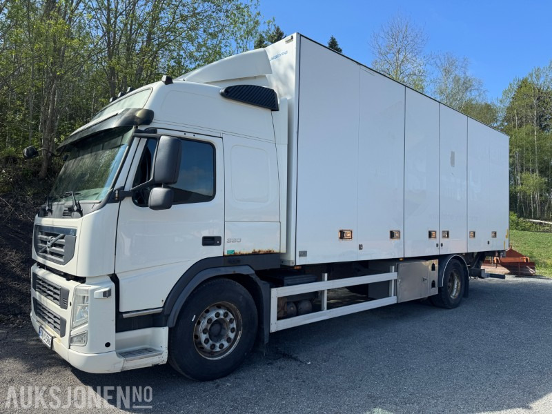 2011 Volvo FM-330 skapbil med full sideåpning og løftelem - Box truck: picture 1 2011 Volvo FM-330 skapbil med full sideåpning og løftelem - Box truck: picture 1