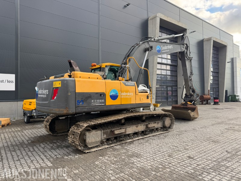 2012 Volvo EC220DL Beltegraver - Gravemaskin - Engcon Tiltrotator - Excavator: picture 2 2012 Volvo EC220DL Beltegraver - Gravemaskin - Engcon Tiltrotator - Excavator: picture 2