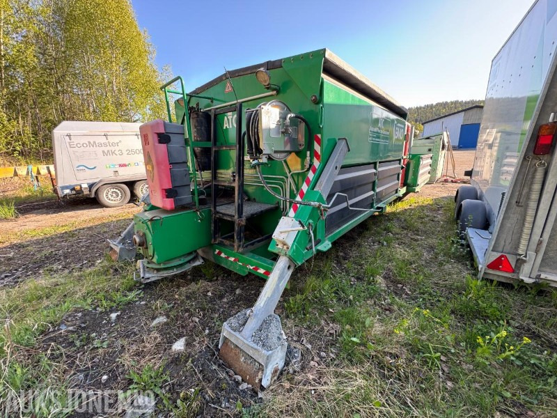 2013 ATC Asfalt Termo container med emulsjonstank / Asfalt lappemaskin - Construction equipment: picture 5 2013 ATC Asfalt Termo container med emulsjonstank / Asfalt lappemaskin - Construction equipment: picture 5