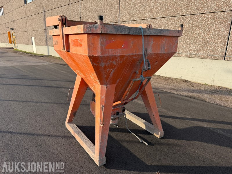 2013 Eichinger Betongtobb 1500L, med uttømmingsmekanisme - Construction equipment: picture 1 2013 Eichinger Betongtobb 1500L, med uttømmingsmekanisme - Construction equipment: picture 1