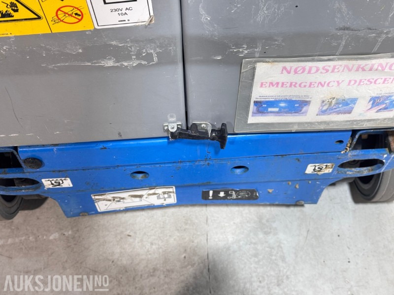 Aerial platform 2013 Genie GRC-12 - 5,5m mastelift: picture 12