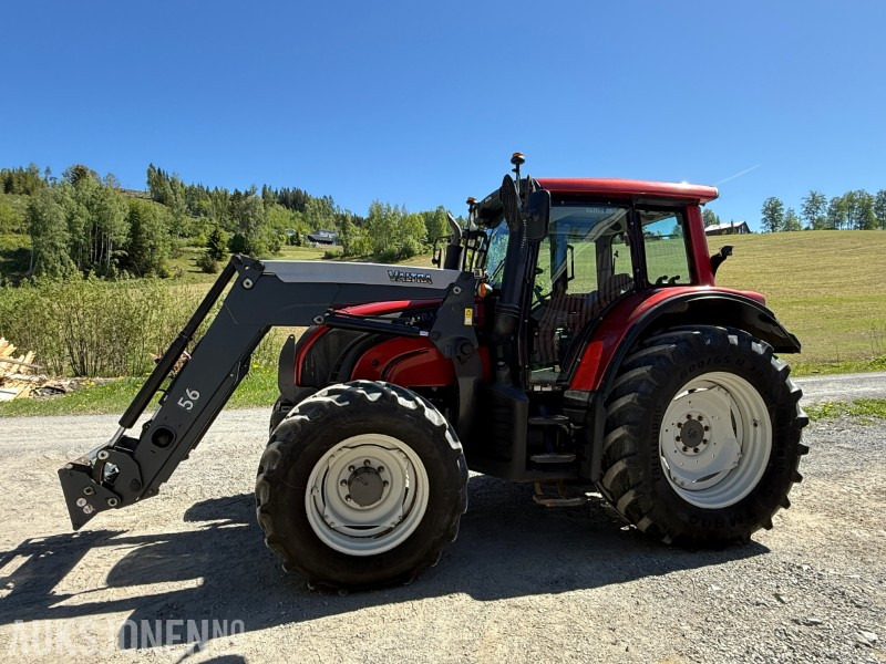 2013 Valtra 8670 traktor - Fjærende fremaksel - Hyttefjæring - 2 seter - Farm tractor: picture 2 2013 Valtra 8670 traktor - Fjærende fremaksel - Hyttefjæring - 2 seter - Farm tractor: picture 2