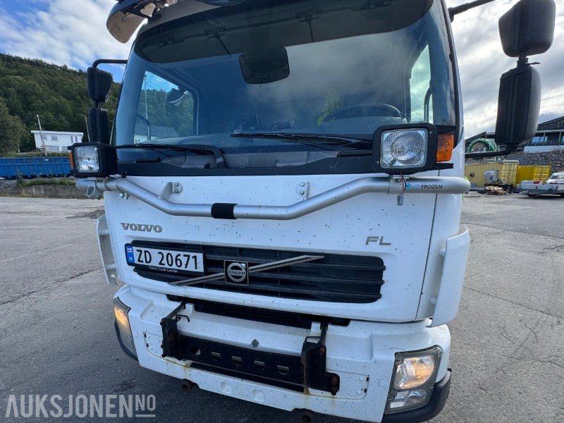 2013 Volvo FL-260 Kranbil - Palfinger - 3 Veis tipp - 277061KM - Crane truck: picture 2 2013 Volvo FL-260 Kranbil - Palfinger - 3 Veis tipp - 277061KM - Crane truck: picture 2