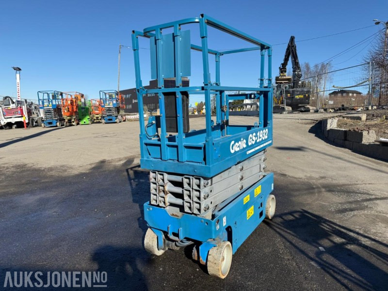 2014 Genie GS-1932 sakselift, 8 m, Årskontroll, lavt timeantall - Aerial platform: picture 2 2014 Genie GS-1932 sakselift, 8 m, Årskontroll, lavt timeantall - Aerial platform: picture 2