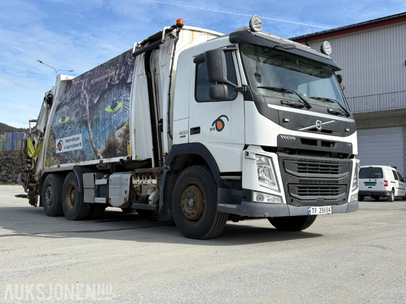 2014 Volvo FM 420 renovasjonsbil med 2-kammers løsning - Garbage truck: picture 2 2014 Volvo FM 420 renovasjonsbil med 2-kammers løsning - Garbage truck: picture 2